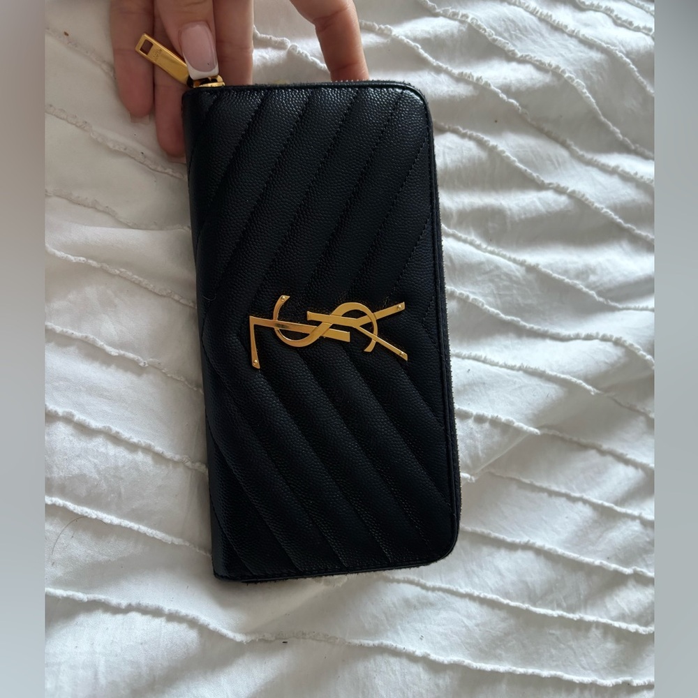 SOLDDDD.  Ysl Wallet